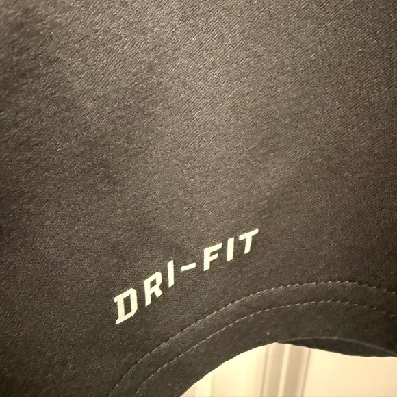 Nike University of Delaware 1/4 Quarter-Zip Pullover Medium gray logo Dri fit - Picture 6 of 10